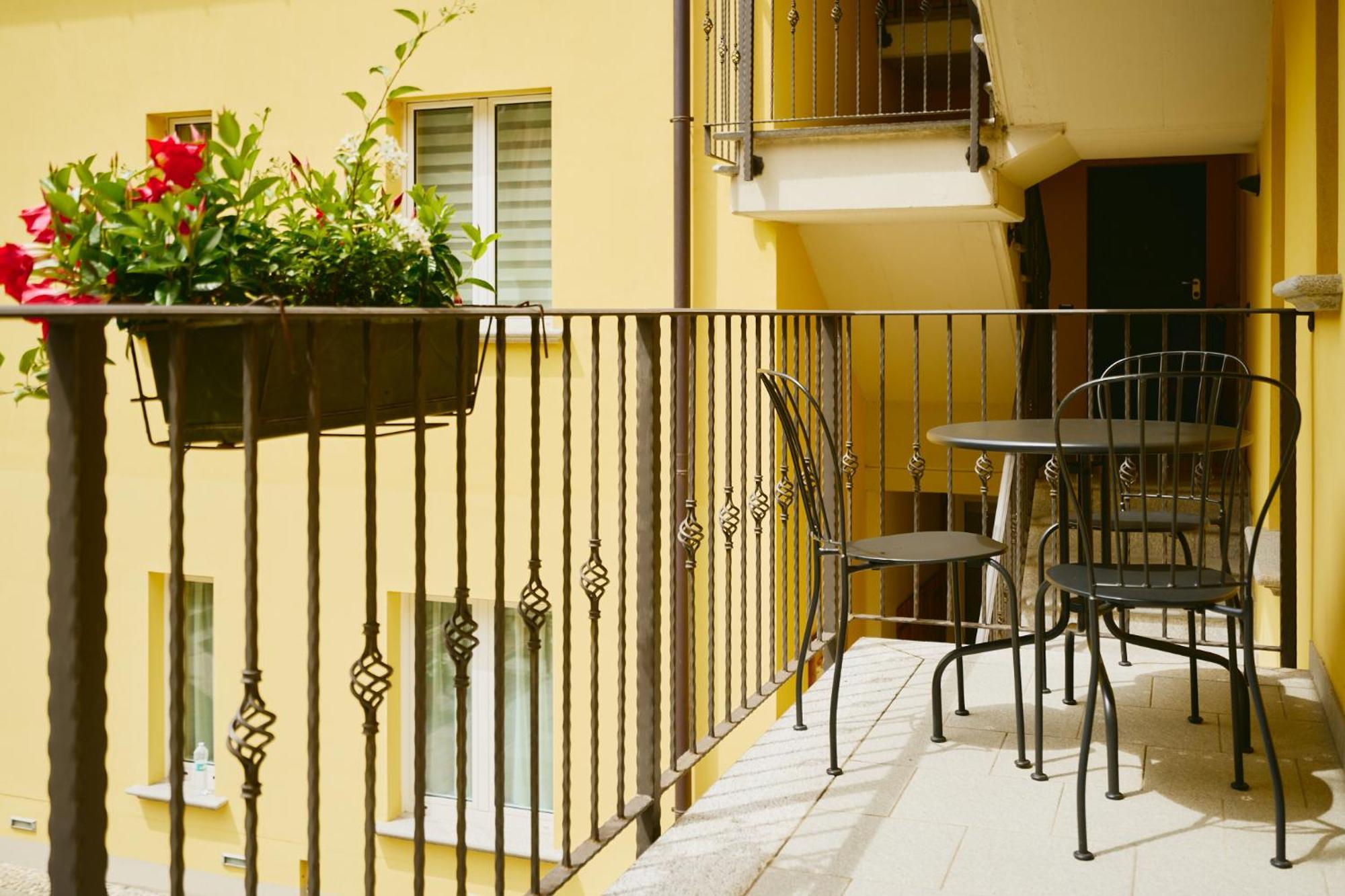 Residence Antico Torchio Dervio Kültér fotó